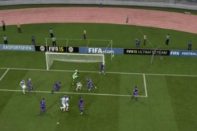 《FIFA15》新手玩家实用操作指南（掌握关键技巧）